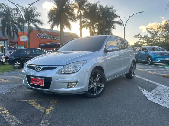 HYUNDAI I30 2.0 MPI 16V GASOLINA 4P MANUAL
